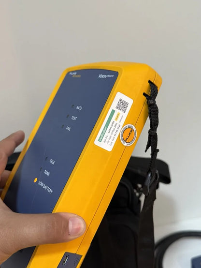 FLUKE Networks DSX-8000QI 2 GHz Cable Analyzer with Quad OLTS CAL-2024
