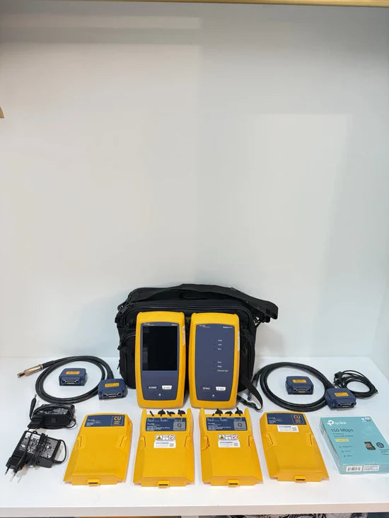 FLUKE Networks DSX-8000QI 2 GHz Cable Analyzer with Quad OLTS CAL-2024