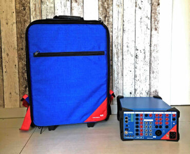 omicron-cmc-430-ultra-portable-protection-test-set-and-calibrator